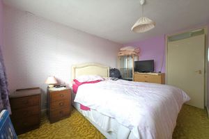 Bedroom - click for photo gallery